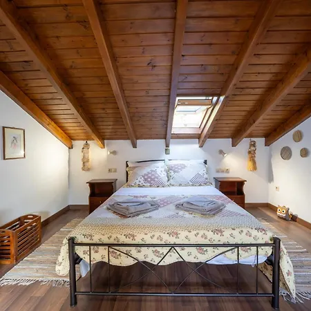 Apollo By Guestcorfu فيلة