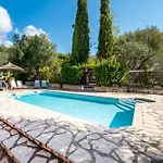 Вилла Apollo In Barbati By Guestcorfu