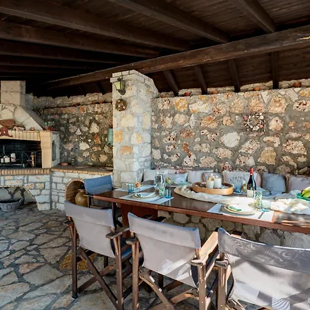Apollo In Barbati By Guestcorfu * Pyrgi (Corfu)