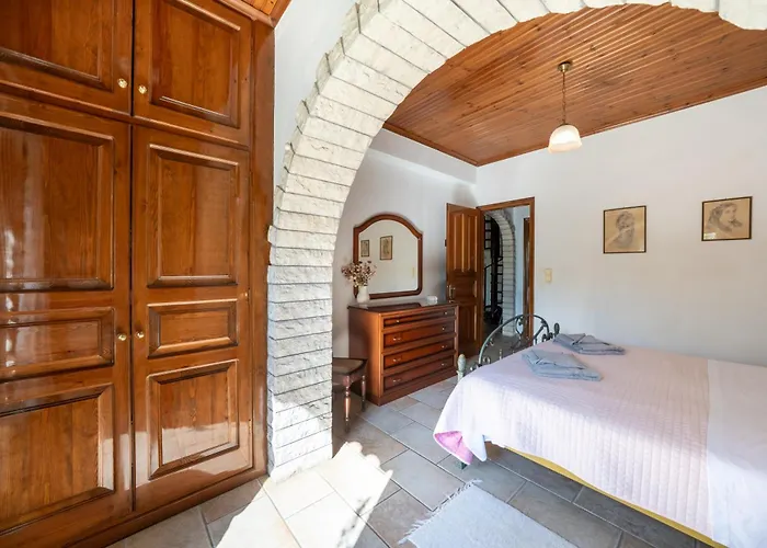 Apollo In Barbati By Guestcorfu Pyrgi (Corfu)