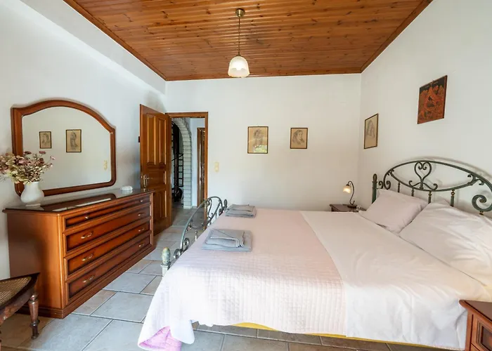 Apollo In Barbati By Guestcorfu Villa