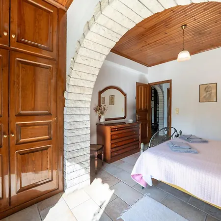 Apollo In Barbati By Guestcorfu Pyrgi (Corfu)